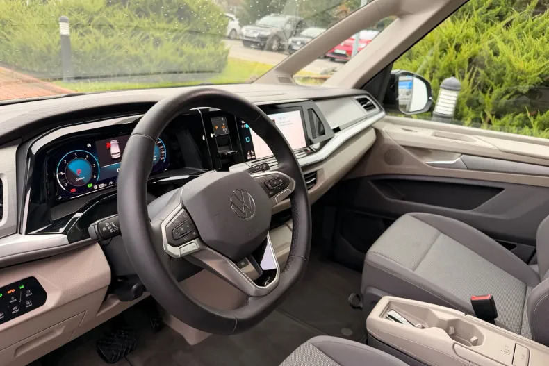 Volkswagen Multivan din 2023 cu 13.030 km - oferta VOL153424 - foto 14