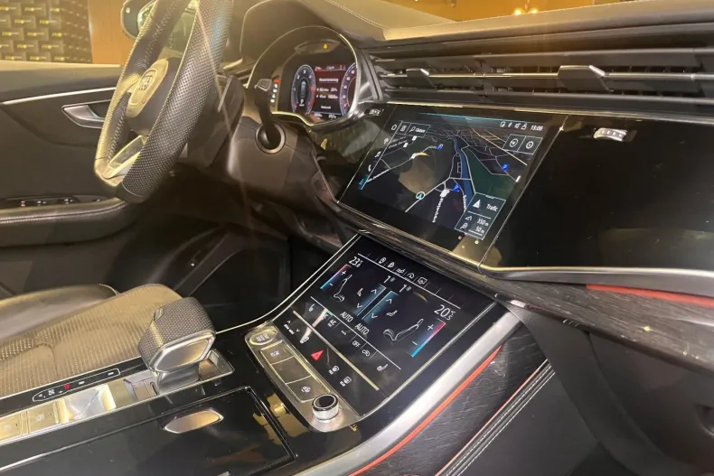 Audi Q8 din 2020 cu 108.850 km - oferta AUD153425 - foto 24