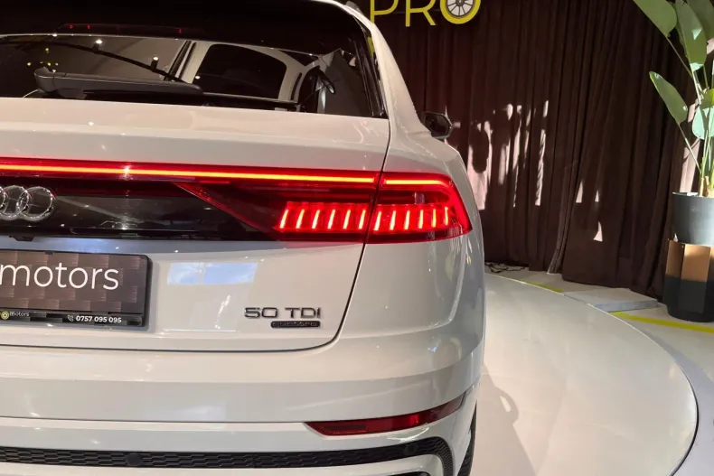 Audi Q8 din 2020 cu 108.850 km - oferta AUD153425 - foto 32