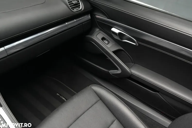 Porsche Boxster din 2024 cu 15.000 km - oferta POR153426 - foto 22