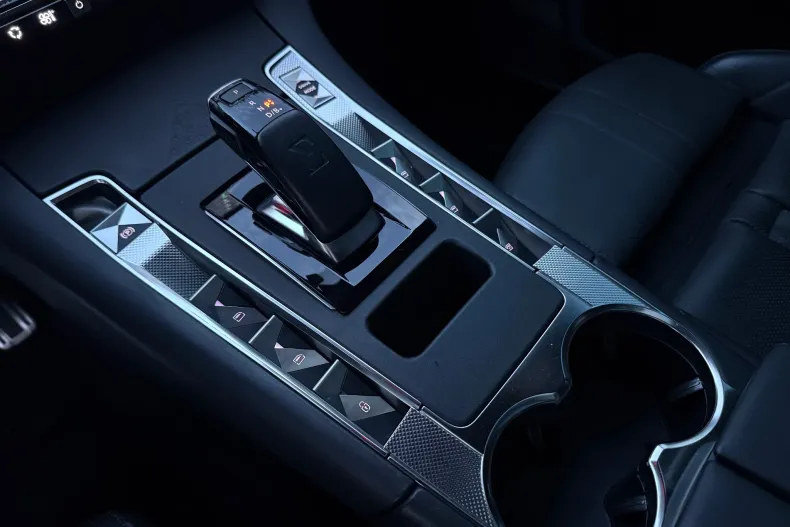 DS Automobiles DS 7 Crossback din 2021 cu 86.000 km - oferta DSA153431 - foto 40