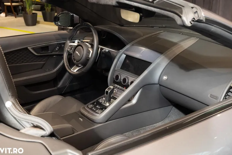 Jaguar F-Type din 2023 cu 7.500 km - oferta JAG153432 - foto 25