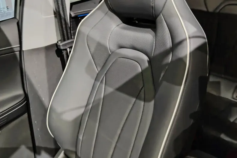 Omoda 5 din 2025 cu 0 km - oferta OMO153433 - foto 22