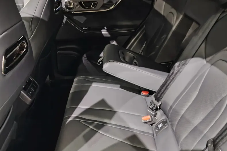 Omoda 5 din 2025 cu 0 km - oferta OMO153433 - foto 29