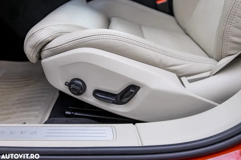 Volvo S60 din 2020 cu 71.700 km - oferta VOL153437 - foto 15