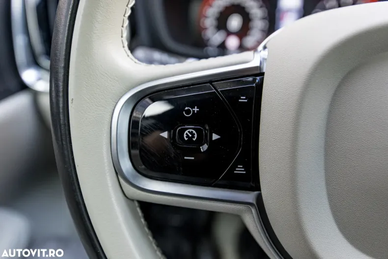Volvo S60 din 2020 cu 71.700 km - oferta VOL153437 - foto 17