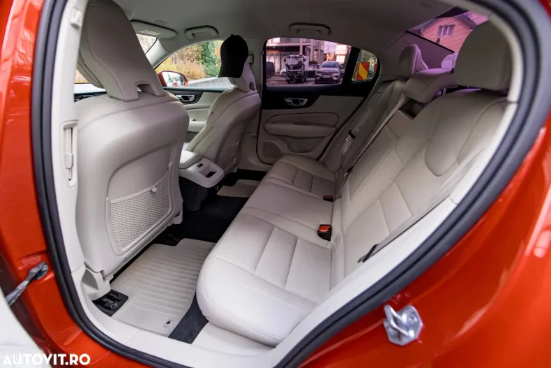 Volvo S60 din 2020 cu 71.700 km - oferta VOL153437 - foto 25