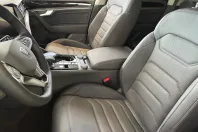 Volkswagen Touareg din 2025 cu 5 km - oferta VOL153442 - foto 9