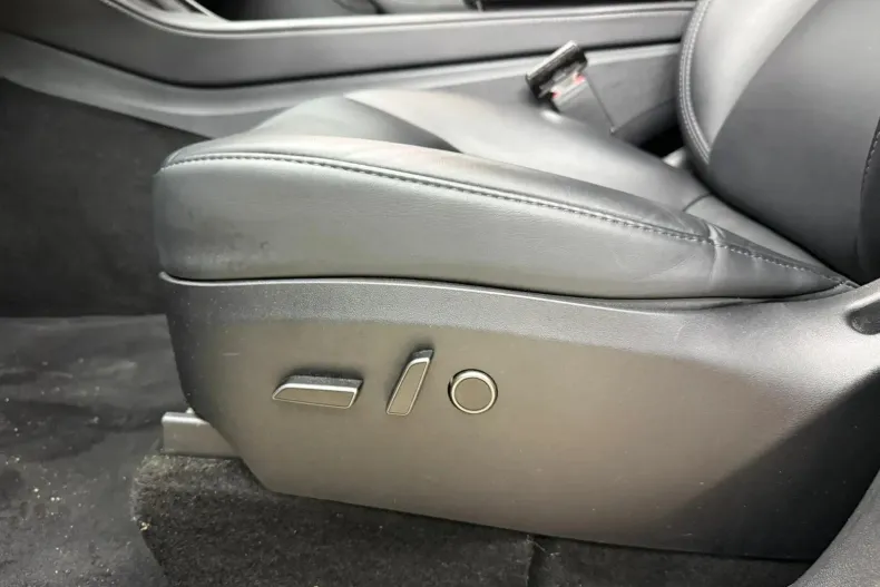 Tesla Model Y din 2023 cu 40.000 km - oferta TES153448 - foto 17