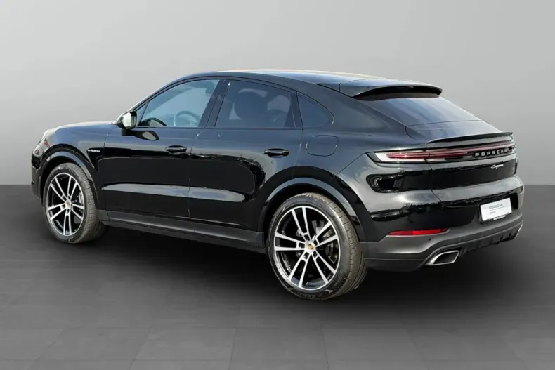 Porsche Cayenne din 2023 cu 53.290 km - oferta POR153452 - foto 3