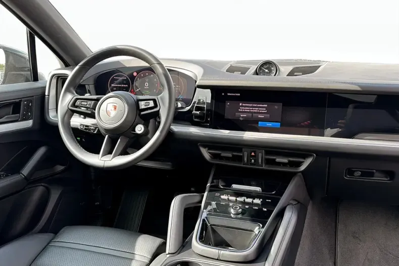 Porsche Cayenne din 2023 cu 53.290 km - oferta POR153452 - foto 9