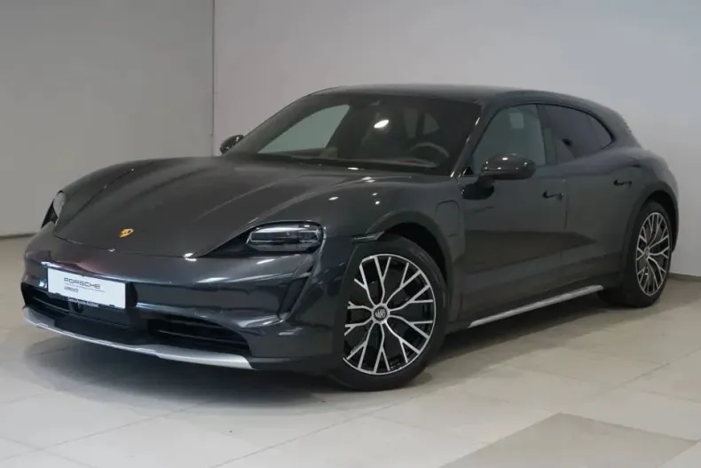 Porsche Taycan din 2023 cu 23.600 km - oferta POR153454 - foto 1