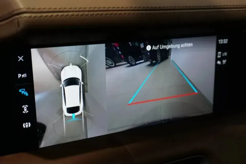 Porsche Taycan din 2023 cu 23.600 km - oferta POR153454 - foto 27