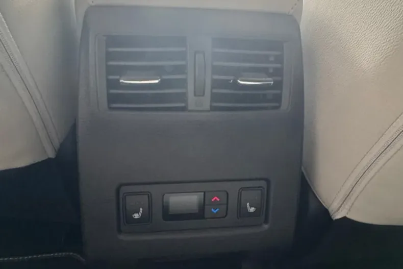 Mitsubishi Outlander din 2025 cu 1 km - oferta MIT153456 - foto 20