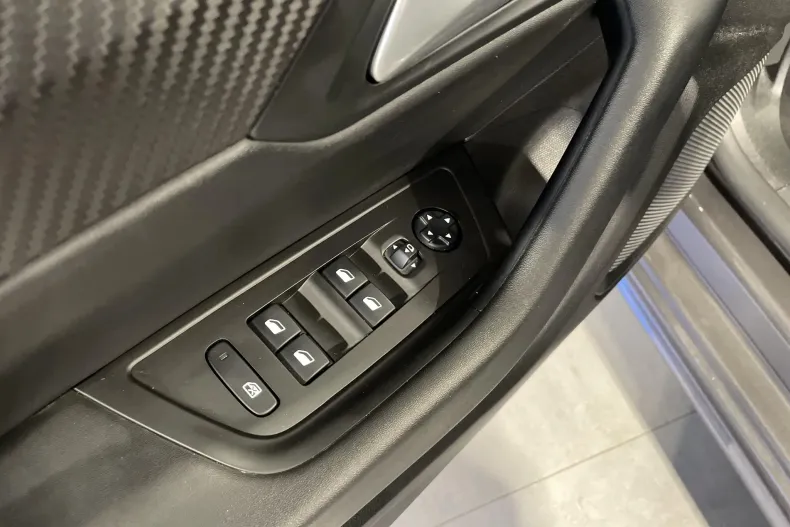 Peugeot 508 din 2021 cu 85.510 km - oferta PEU153462 - foto 14