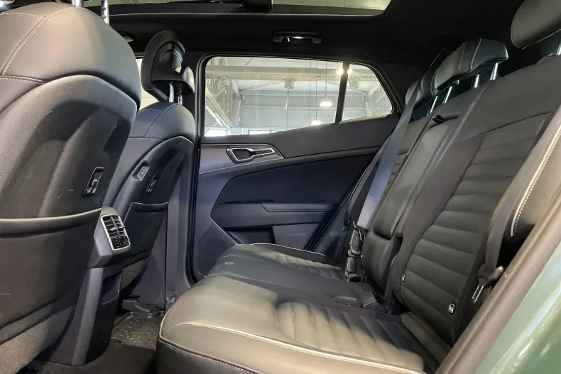 Kia Sportage din 2022 cu 60.906 km - oferta KIA153465 - foto 12