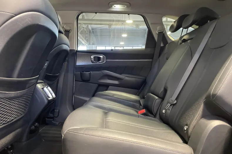 Kia Sorento din 2021 cu 104.866 km - oferta KIA153466 - foto 12