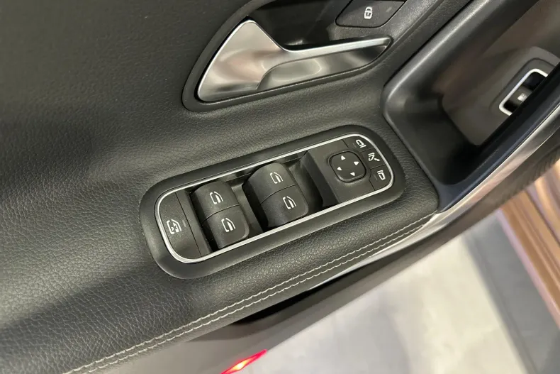 Mercedes-Benz CLA din 2022 cu 78.967 km - oferta MER153475 - foto 14