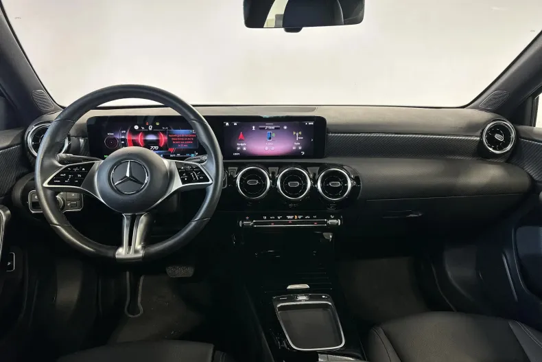 Mercedes-Benz A din 2023 cu 88.899 km - oferta MER153482 - foto 9