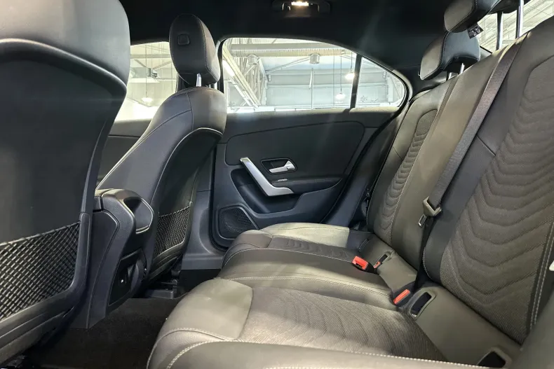 Mercedes-Benz A din 2023 cu 88.899 km - oferta MER153482 - foto 12