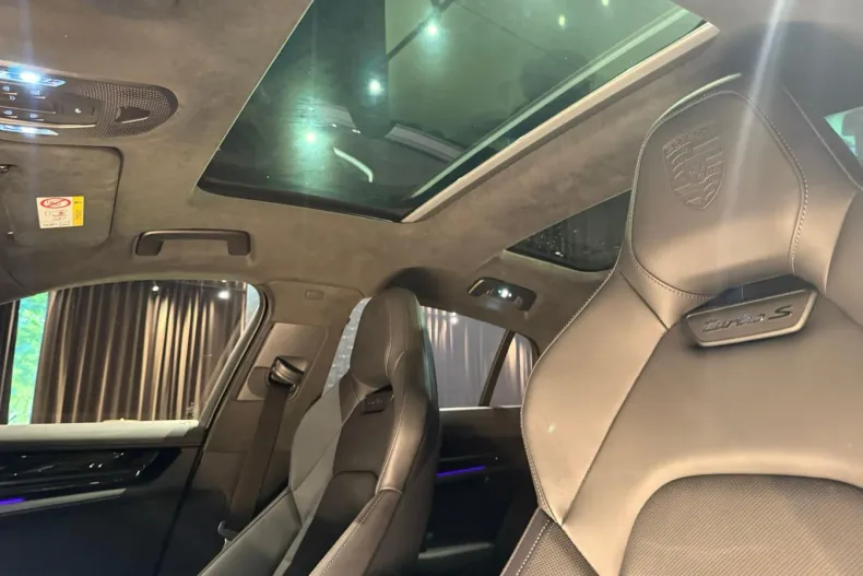 Porsche Panamera din 2024 cu 13.613 km - oferta POR153495 - foto 12