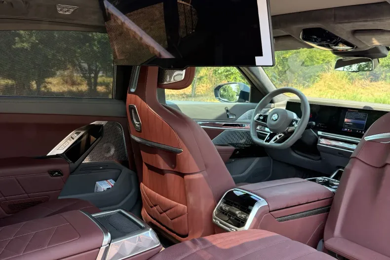 BMW Seria 7 din 2024 cu 21.000 km - oferta BMW153496 - foto 15