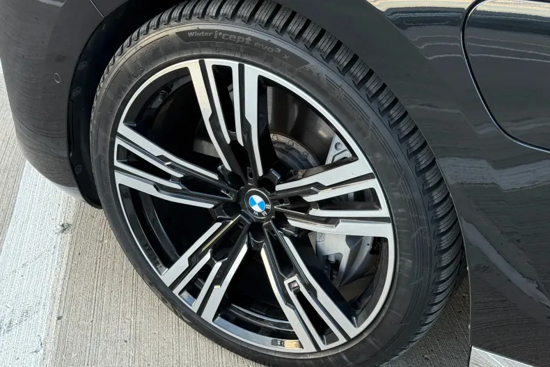 BMW Seria 7 din 2023 cu 49.990 km - oferta BMW153504 - foto 4