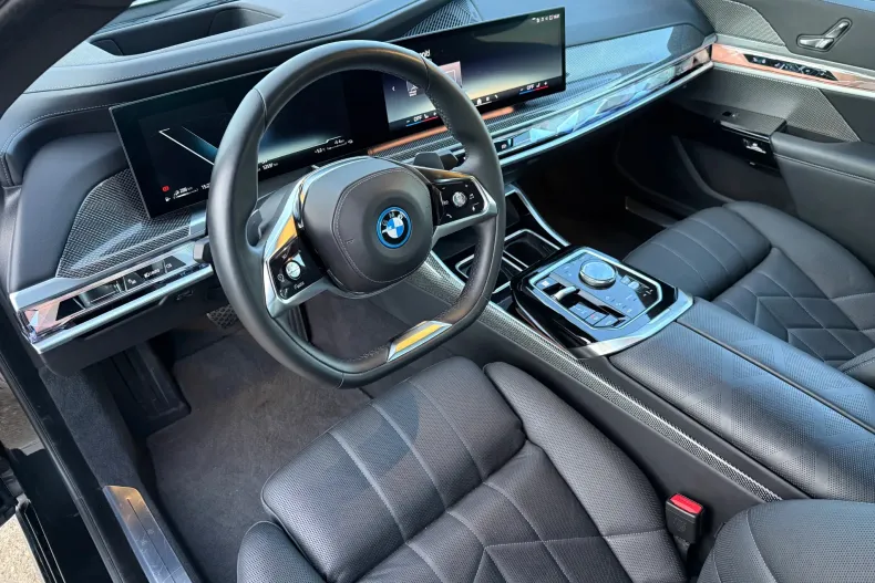 BMW Seria 7 din 2023 cu 49.990 km - oferta BMW153504 - foto 5