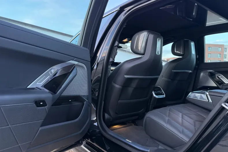 BMW Seria 7 din 2023 cu 49.990 km - oferta BMW153504 - foto 29