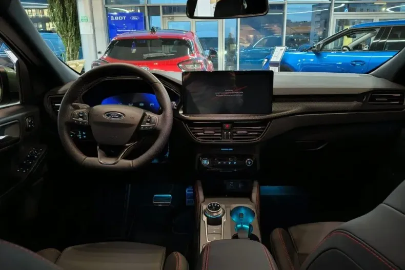 Ford Kuga din 2025 cu 1 km - oferta FOR153505 - foto 4