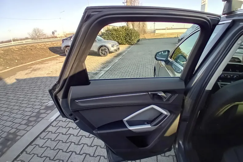 Audi Q3 din 2020 cu 164.800 km - oferta AUD153508 - foto 16