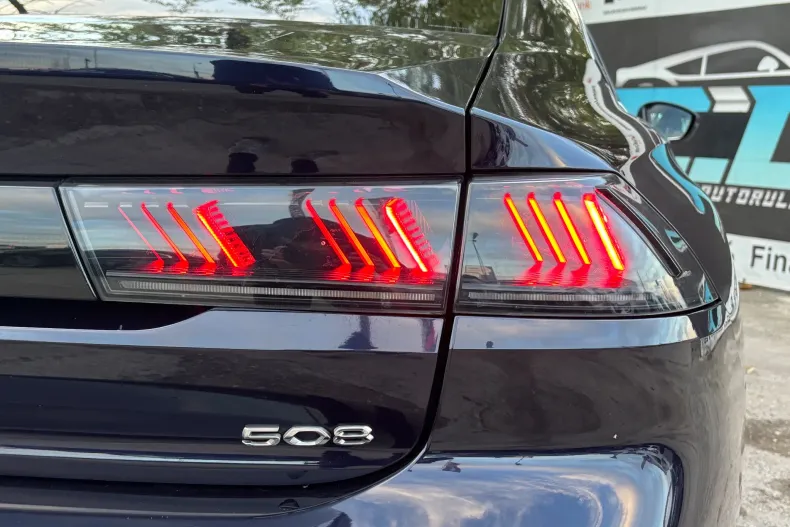 Peugeot 508 din 2019 cu 172.000 km - oferta PEU153509 - foto 33