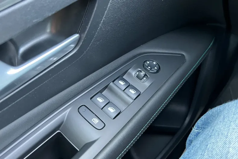 Peugeot 3008 din 2021 cu 131.000 km - oferta PEU153512 - foto 24