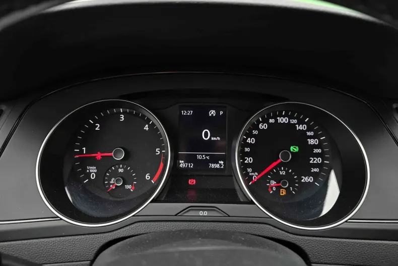 Volkswagen Passat din 2020 cu 49.712 km - oferta VOL153517 - foto 8