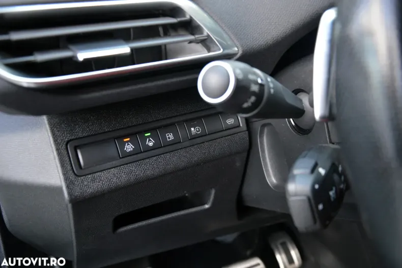 Peugeot 3008 din 2021 cu 124.200 km - oferta PEU153522 - foto 14