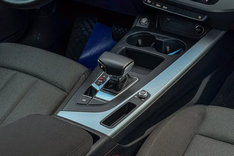 Audi A4 din 2022 cu 67.000 km - oferta AUD153523 - foto 26