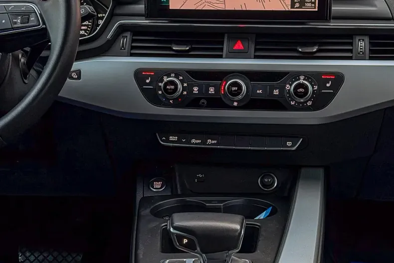 Audi A4 din 2022 cu 67.000 km - oferta AUD153523 - foto 38