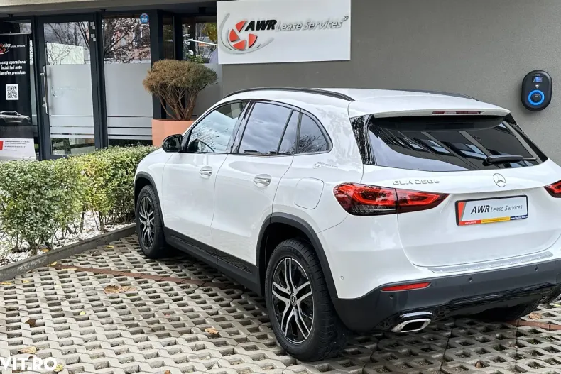 Mercedes-Benz GLA din 2022 cu 43.400 km - oferta MER153527 - foto 3