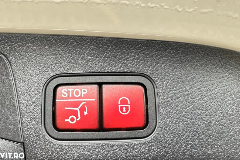 Mercedes-Benz GLA din 2022 cu 43.400 km - oferta MER153527 - foto 9