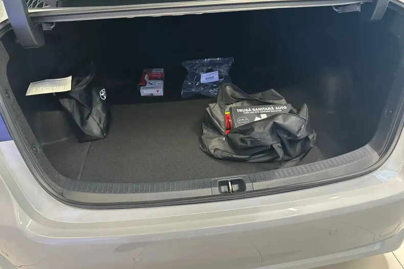 Toyota Corolla din 2025 cu 2 km - oferta TOY153529 - foto 25