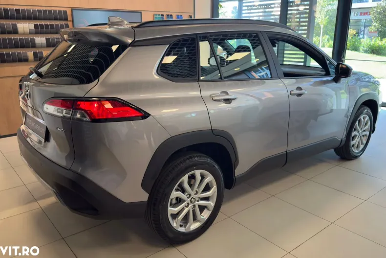 Toyota Corolla Cross din 2025 cu 5 km - oferta TOY153532 - foto 4