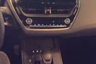 Toyota Corolla Cross din 2025 cu 5 km - oferta TOY153532 - foto 18