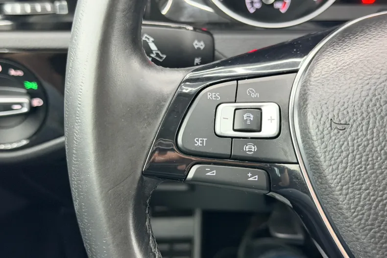 Volkswagen Golf din 2019 cu 167.000 km - oferta VOL153534 - foto 24