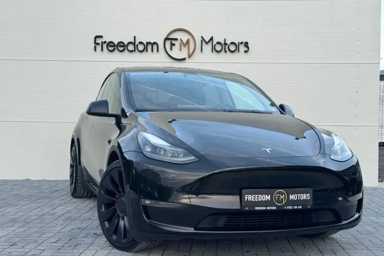 Tesla Model Y din 2023 cu 104.000 km - oferta TES153538 - foto 1