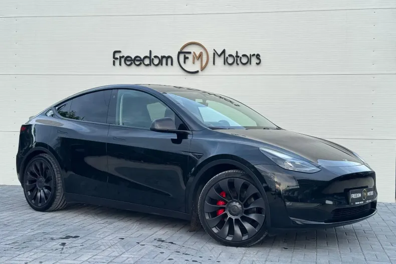 Tesla Model Y din 2023 cu 104.000 km - oferta TES153538 - foto 4