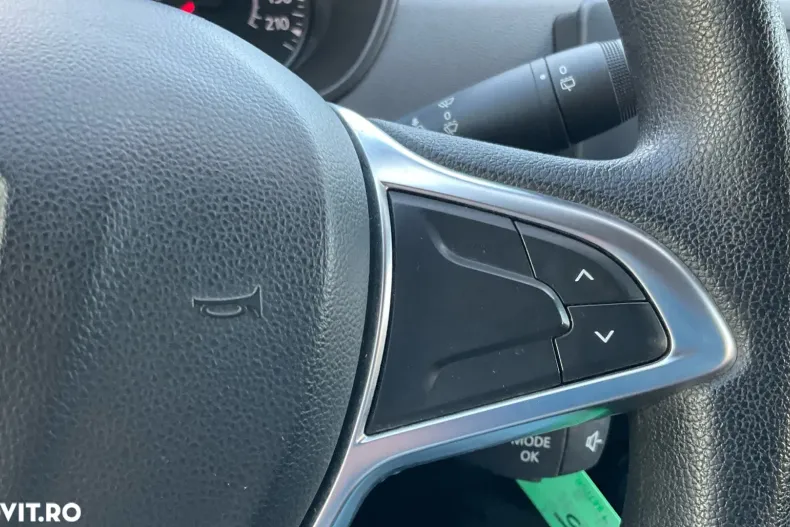 Dacia Duster din 2020 cu 65.642 km - oferta DAC153541 - foto 14