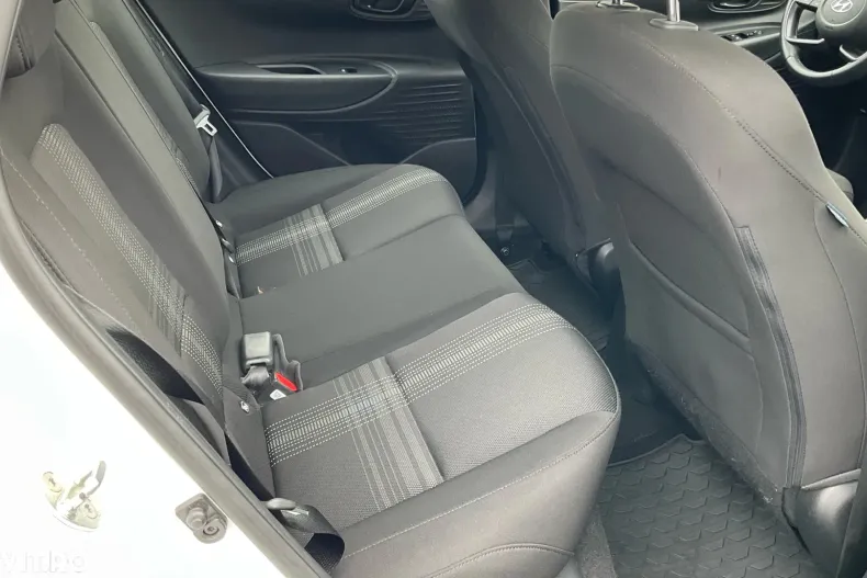 Hyundai i20 din 2020 cu 41.370 km - oferta HYU153544 - foto 23