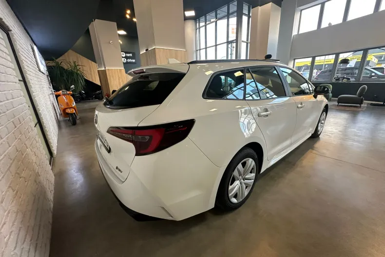 Toyota Corolla din 2025 cu 10 km - oferta TOY153545 - foto 3