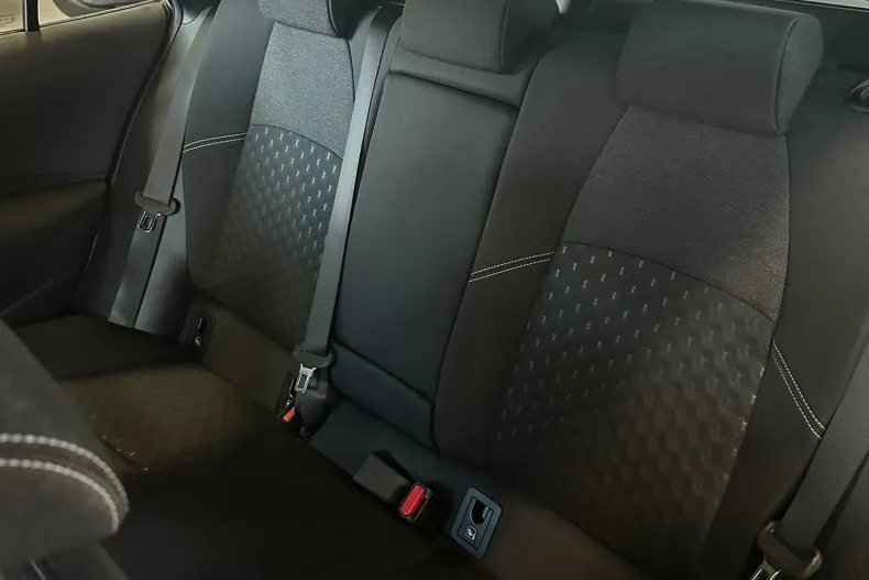 Toyota Corolla din 2025 cu 10 km - oferta TOY153545 - foto 20