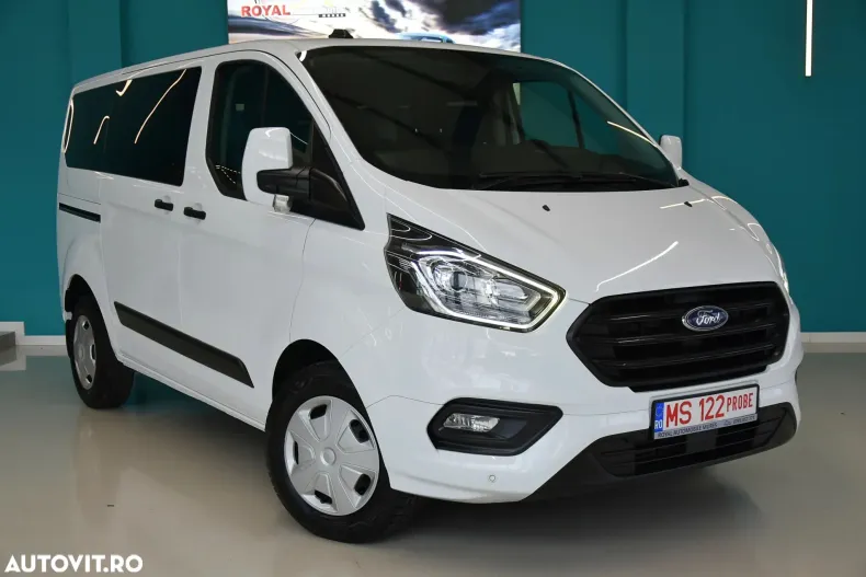 Ford Transit Custom din 2020 cu 155.459 km - oferta FOR153548 - foto 1